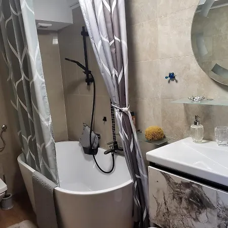 Zum Goldenen Hirsch Am Paulaner *