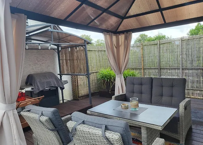 Zum Goldenen Hirsch Am Paulaner * Höxter